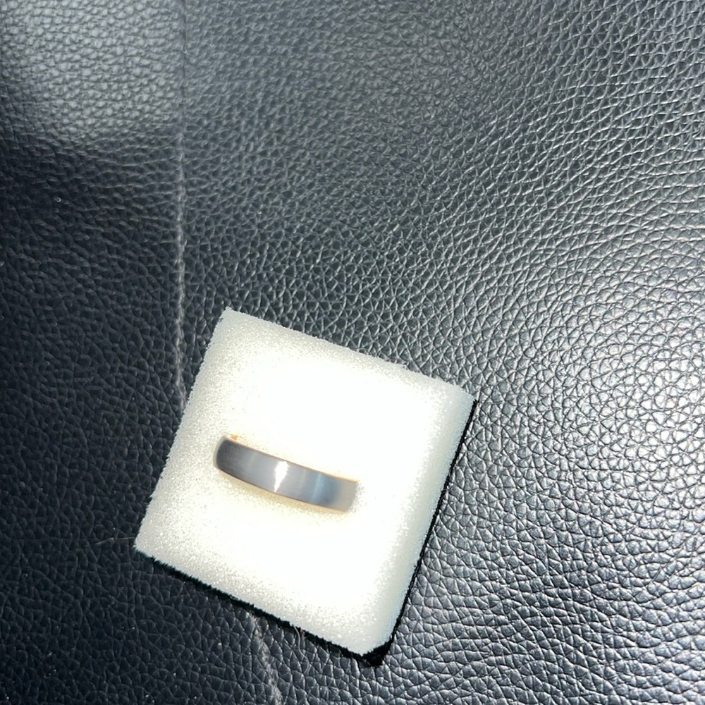 Mens Tungsten Carbide Wedding Band